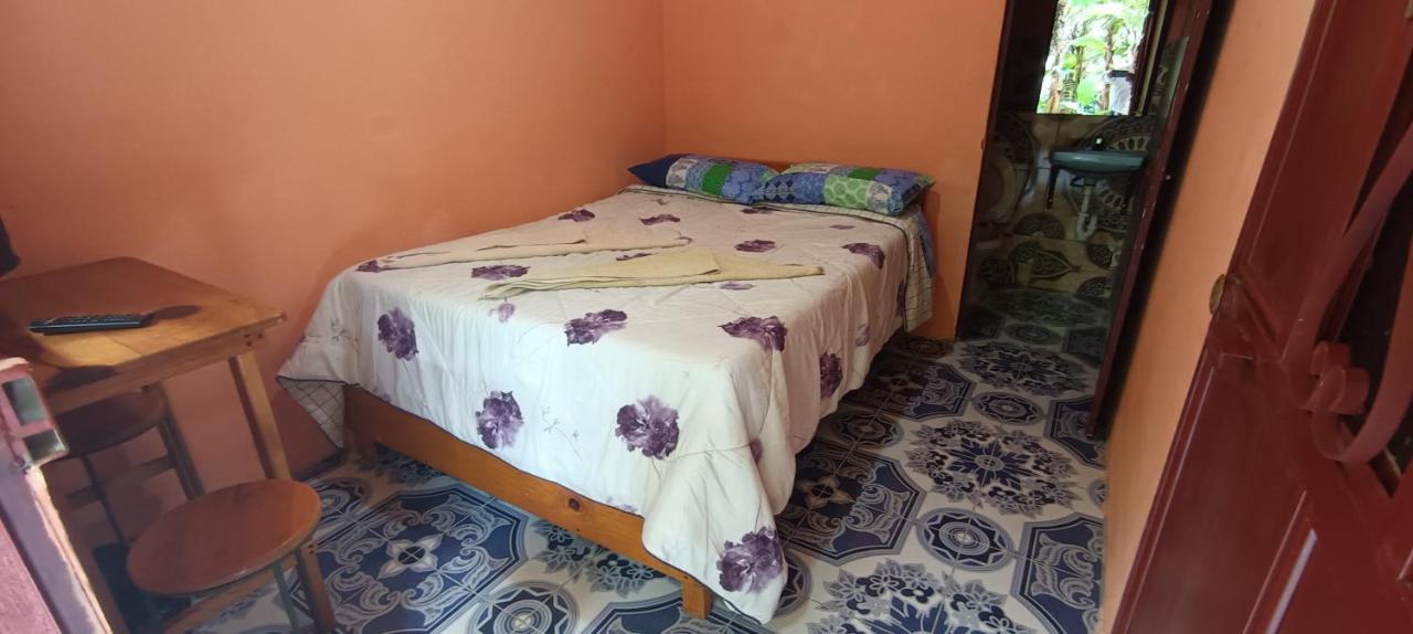 Hospedaje Santo Domingo Panajachel Exteriér fotografie